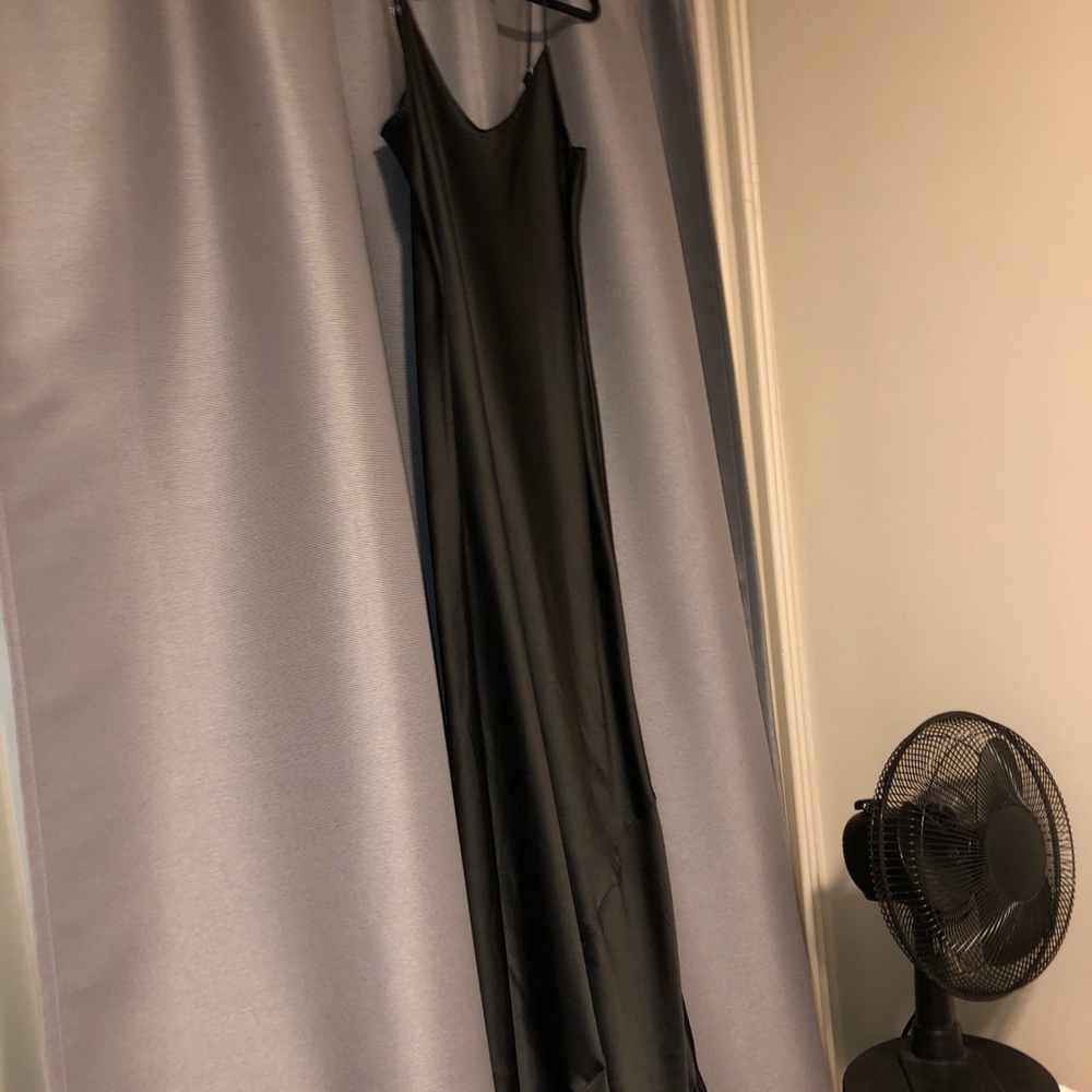 Maxi silky dress